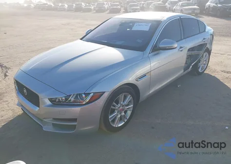 2017 Jaguar Xe 25T Premium z USA, uszkodzony, nr VIN SAJAD4BG5HA973831